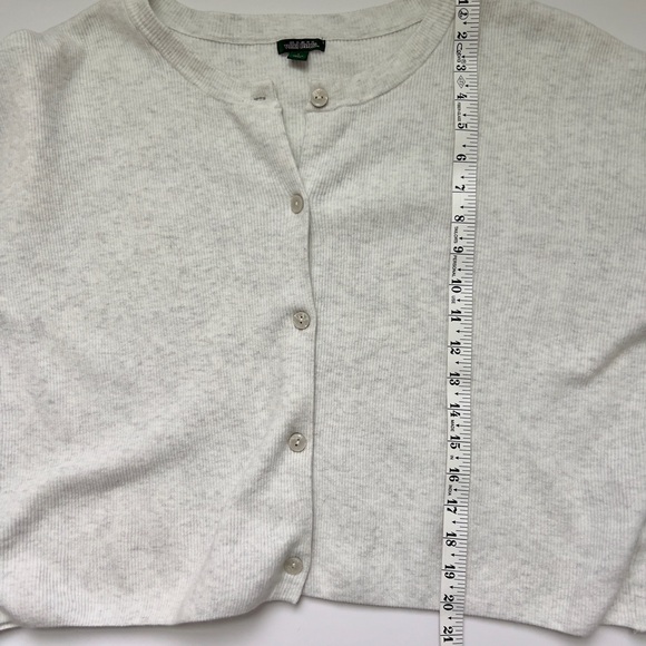 Button-Up Cardigan - Picture 4 of 4